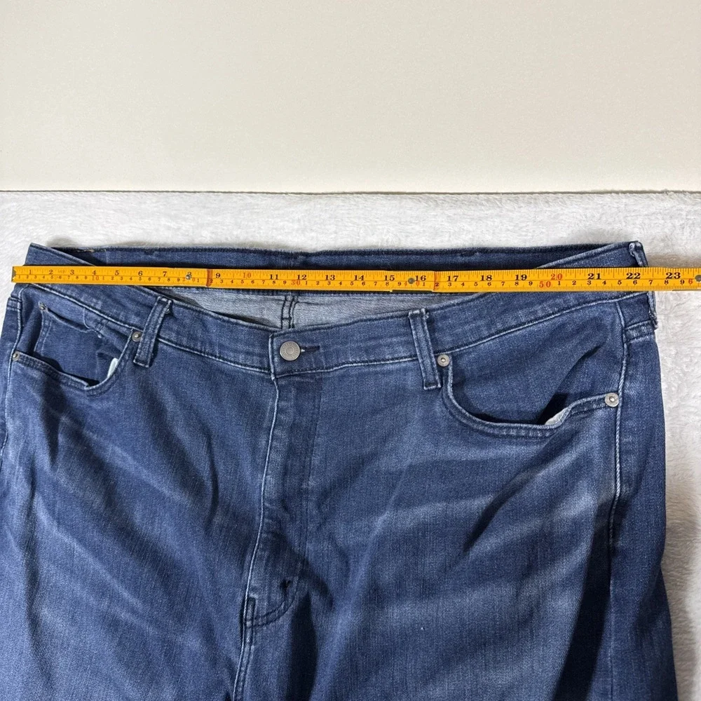 Levi's 502 Men's Jeans 46x32 Regular Taper Stretch Medium Wash‎ Made in Egypt